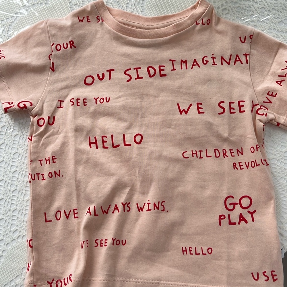 Beau love kids unisex tshirt. Apricot base with red letterings.